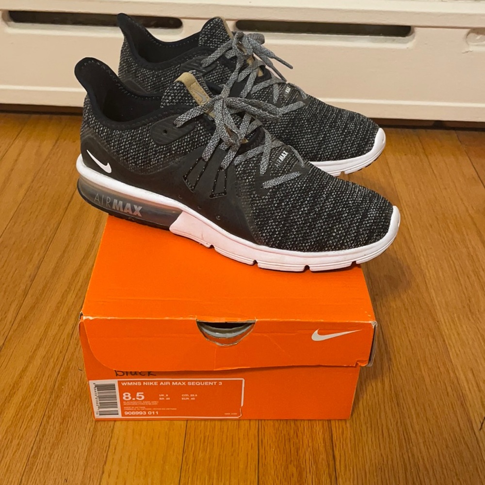 Nike AirMax Sequent